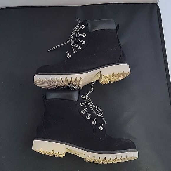 CHARLOTTE RUSSE ROUND TOE LACE-UP CLOSURE WOMEN"S BOOT - Picture 12 of 16